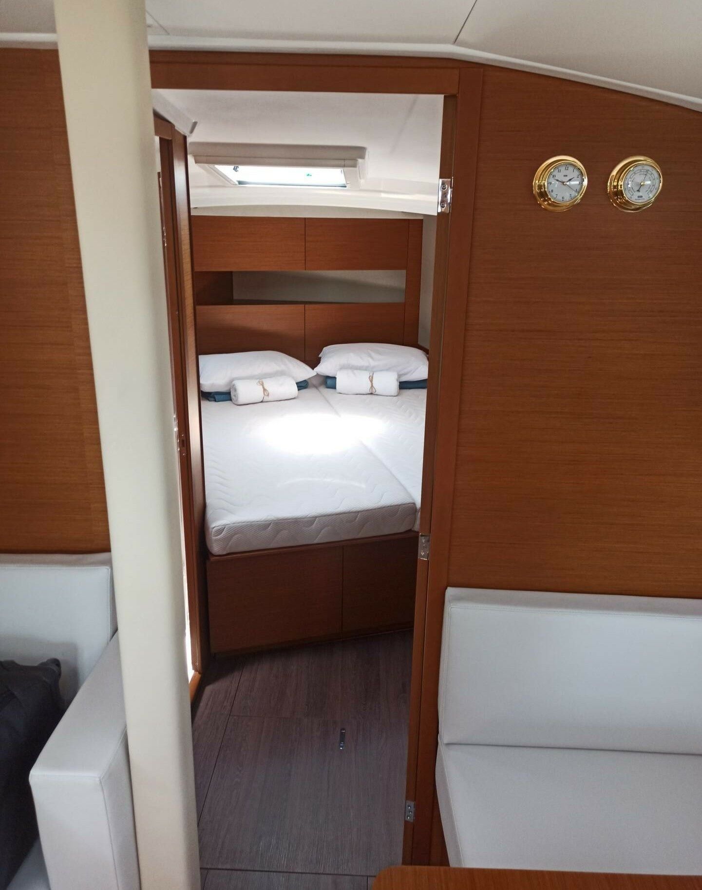 Jeanneau Sun Odyssey 410 | Evnia