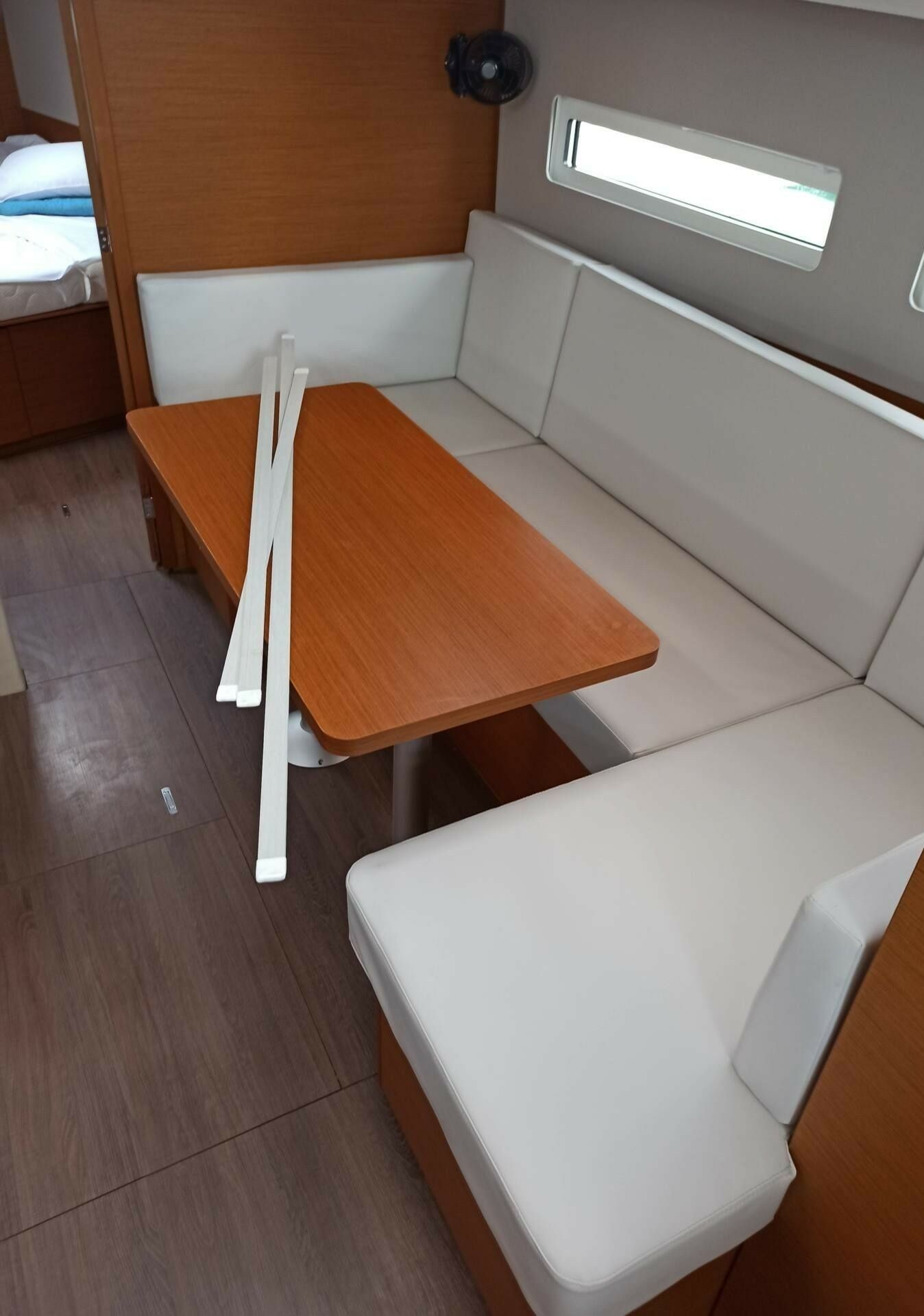 Jeanneau Sun Odyssey 410 | Evnia