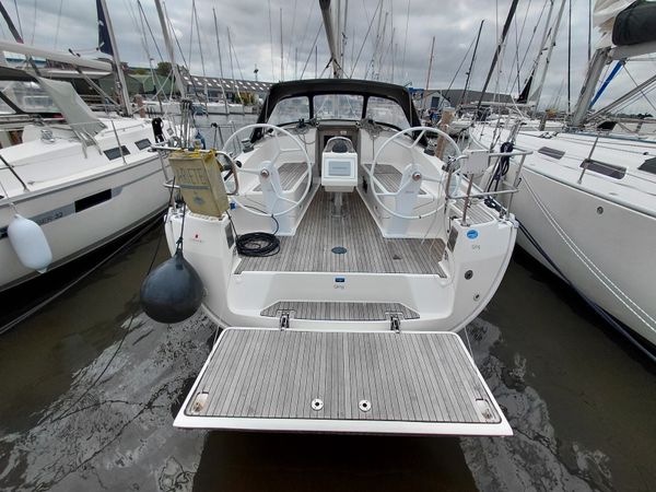 Bavaria Cruiser 37 | Qing
