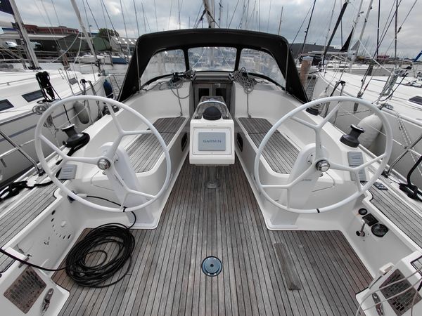 Bavaria Cruiser 37 | Qing