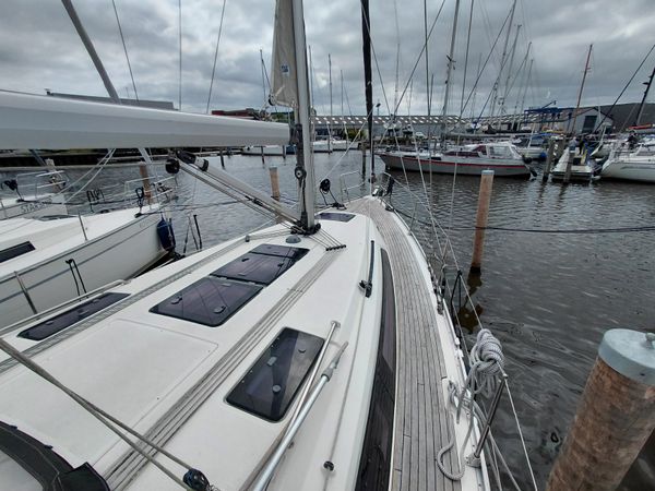 Bavaria Cruiser 37 | Qing