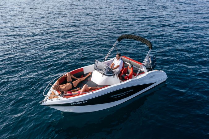 Barracuda 545 | Orange