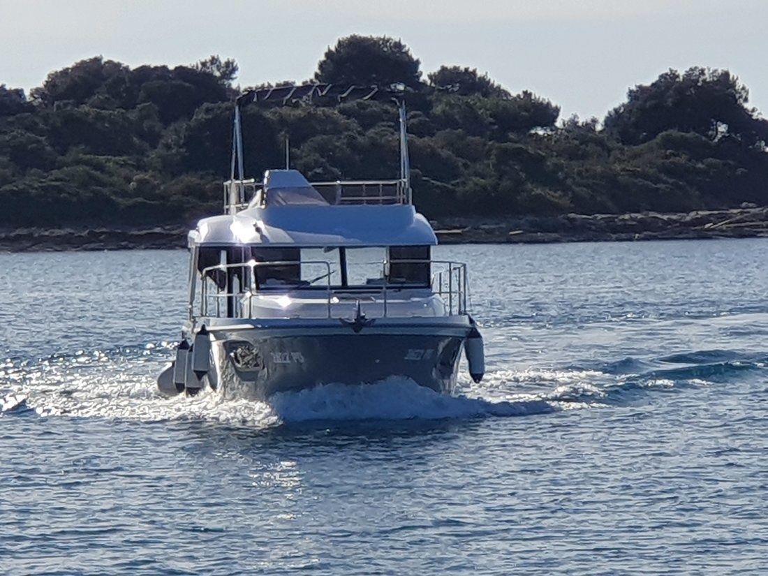 Beneteau Swift Trawler 30 | Oasiss