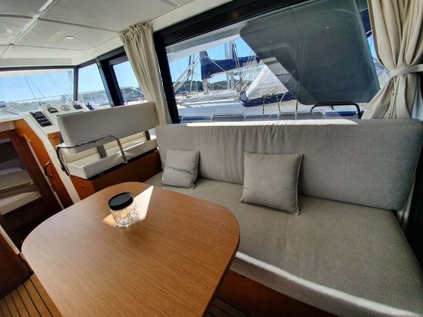 Beneteau Swift Trawler 30 | Oasiss