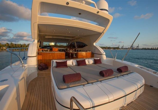 Mangusta 72 | Yaloou Dream