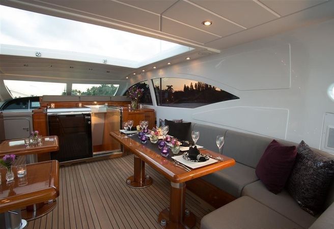 Mangusta 72 | Yaloou Dream