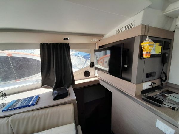 Fountaine Pajot Isla 40 | Monkey Puppy