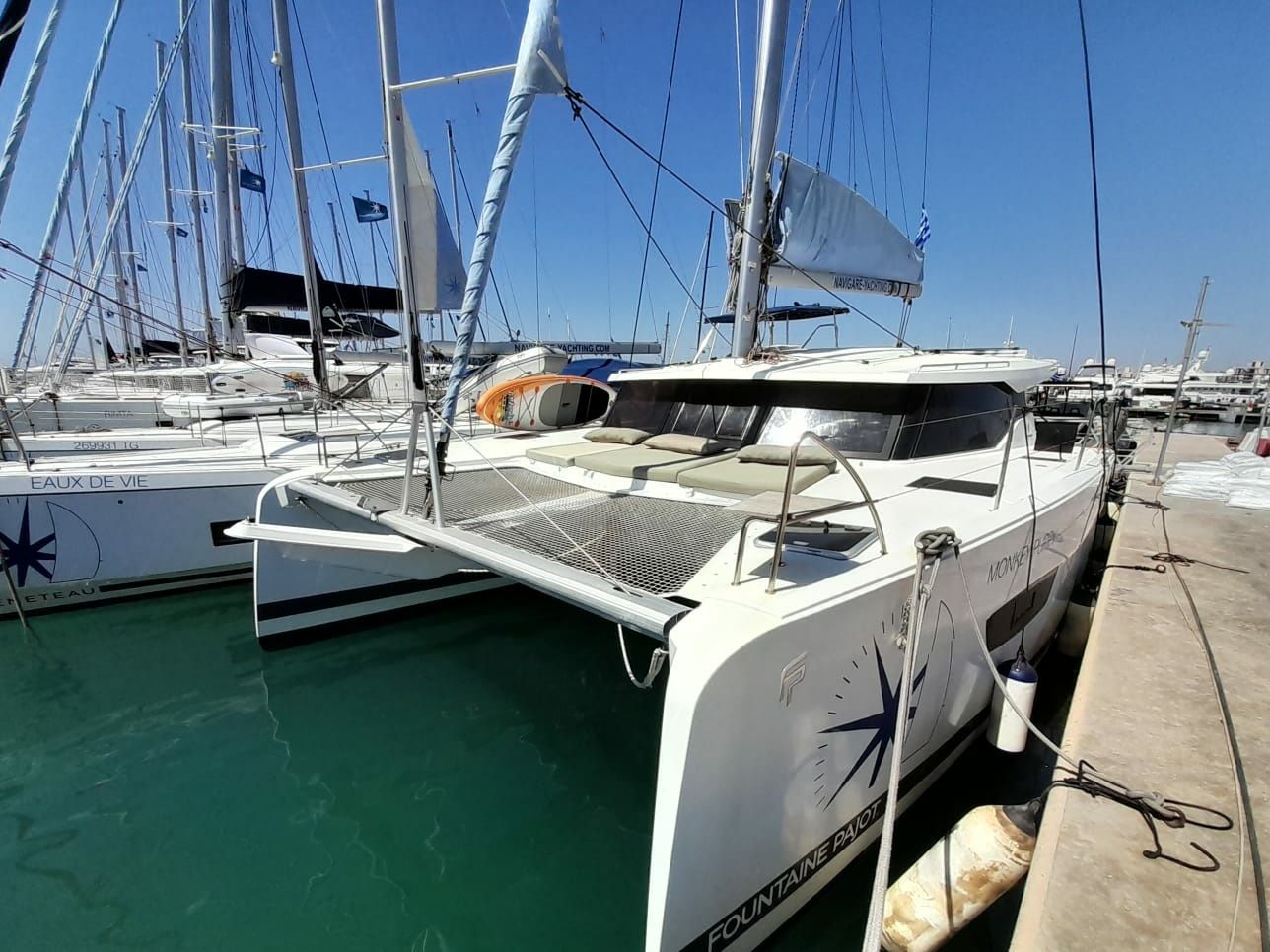 Fountaine Pajot Isla 40 | Monkey Puppy