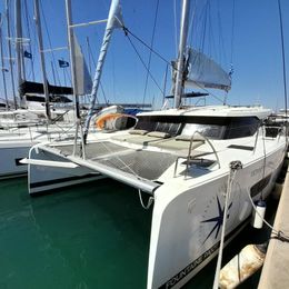 Fountaine Pajot Isla 40 | Monkey Puppy