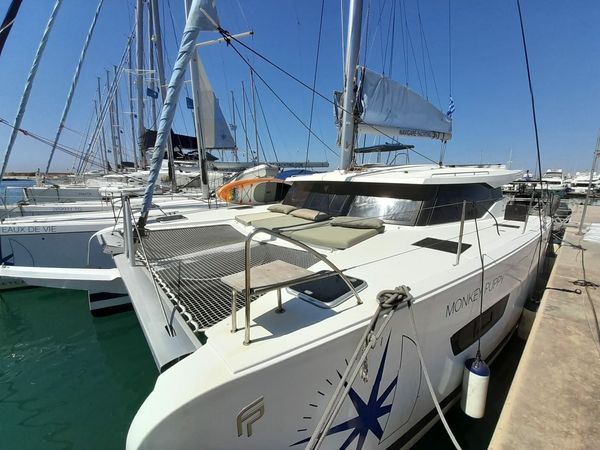 Fountaine Pajot Isla 40 | Monkey Puppy