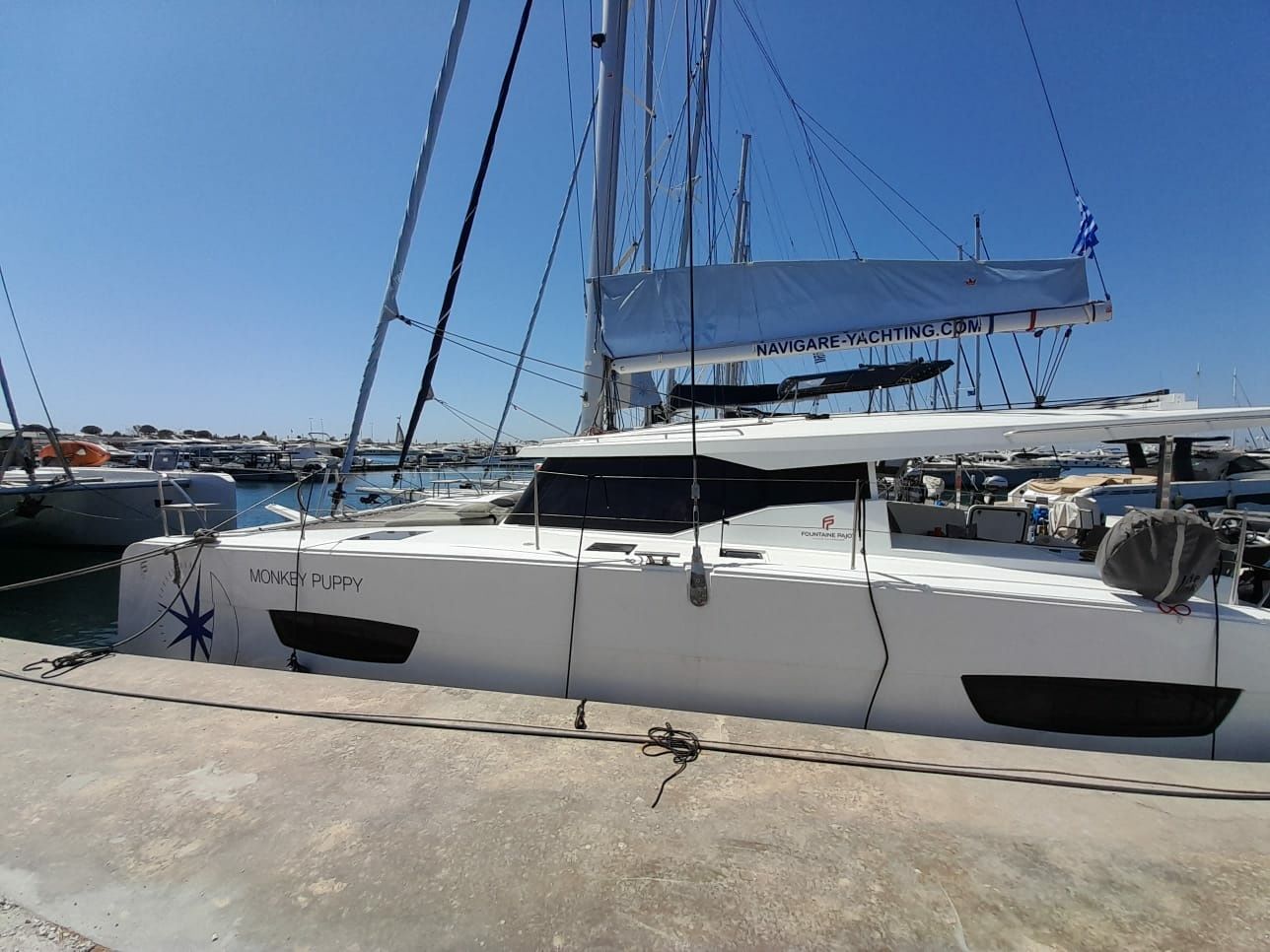 Fountaine Pajot Isla 40 | Monkey Puppy
