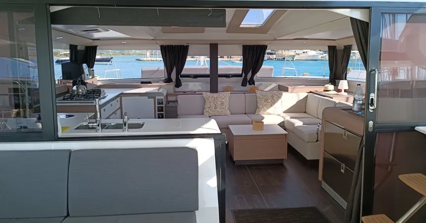 Fountaine Pajot Elba 45 | Ambrosia15