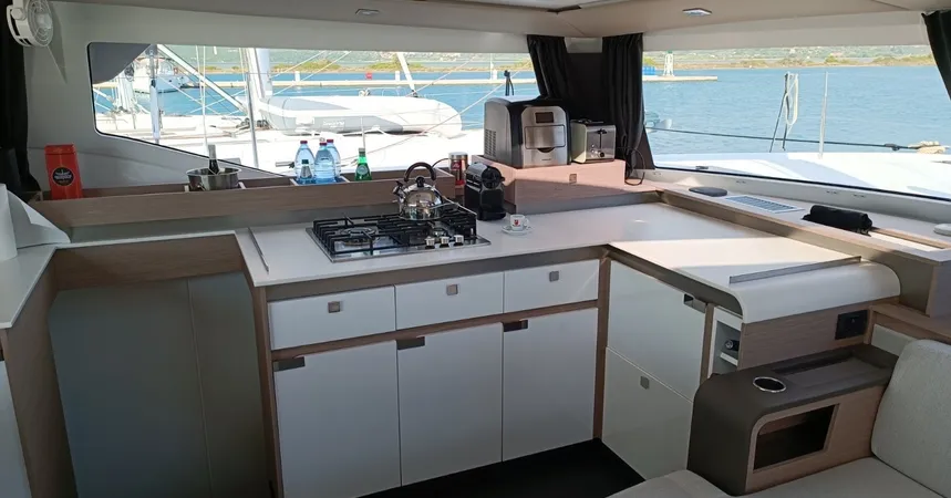 Fountaine Pajot Elba 45 | Ambrosia16