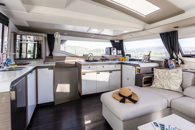 Fountaine Pajot Elba 45 | Ambrosia