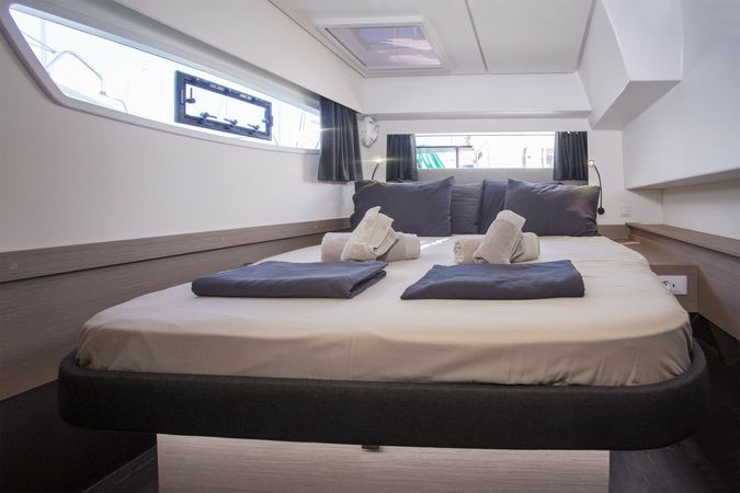 Fountaine Pajot Elba 45 | Ambrosia