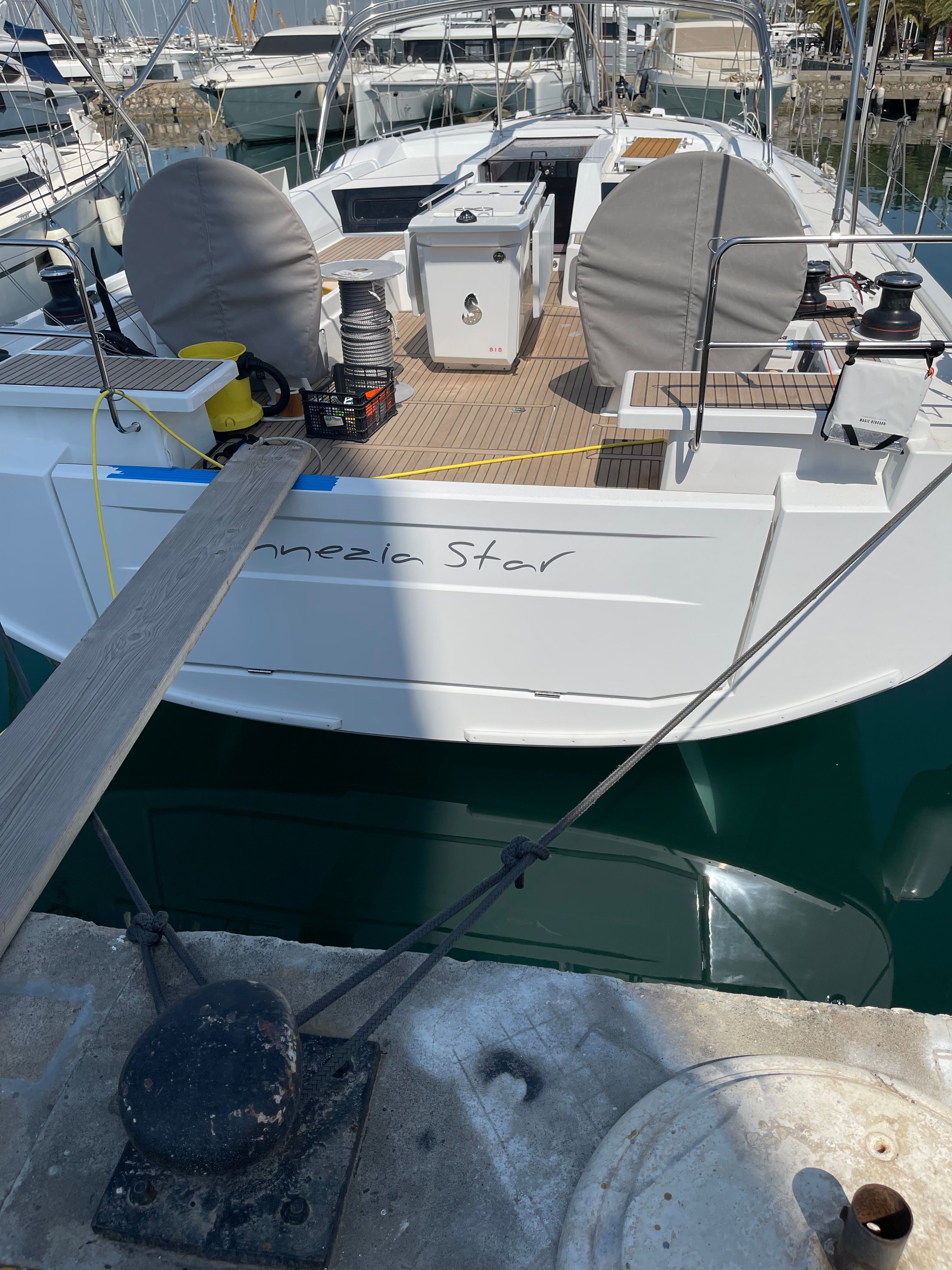 Beneteau Oceanis 51.1 | Annezia Star