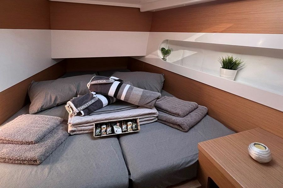 Excess 12 | Aeolian Odyssey