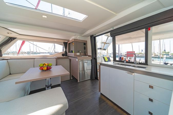 Fountaine Pajot Isla 40 | Prodigy