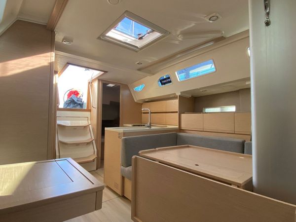 More 40 | Black Widow