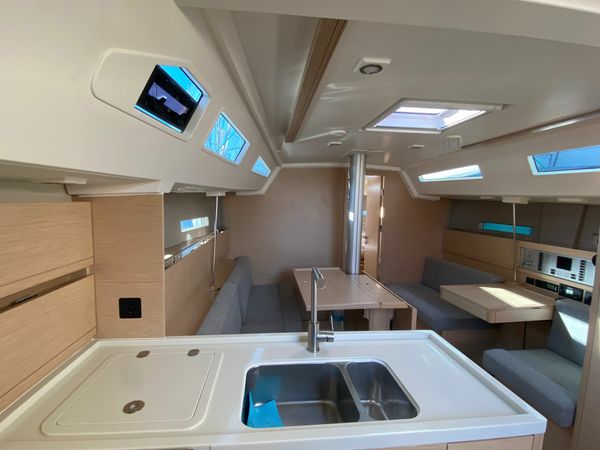 More 40 | Black Widow