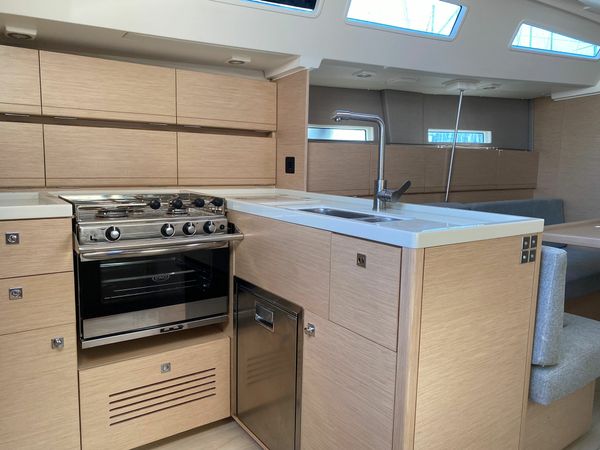 More 40 | Black Widow