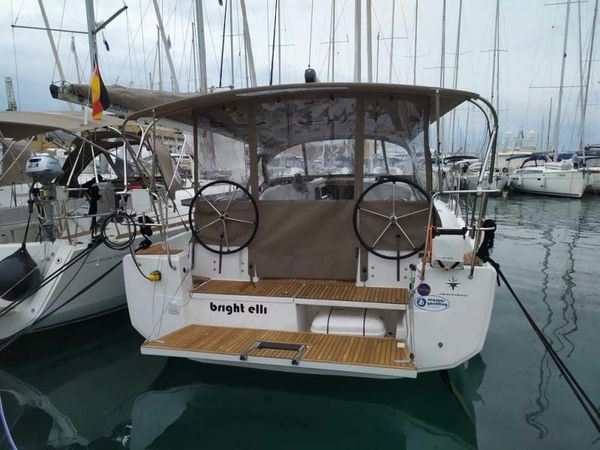 Jeanneau Sun Odyssey 380 | Bright Elli