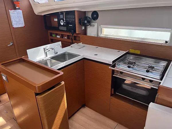 Jeanneau Sun Odyssey 410 | Stilvi