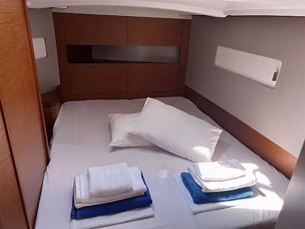 Jeanneau Sun Odyssey 410 | Stilvi