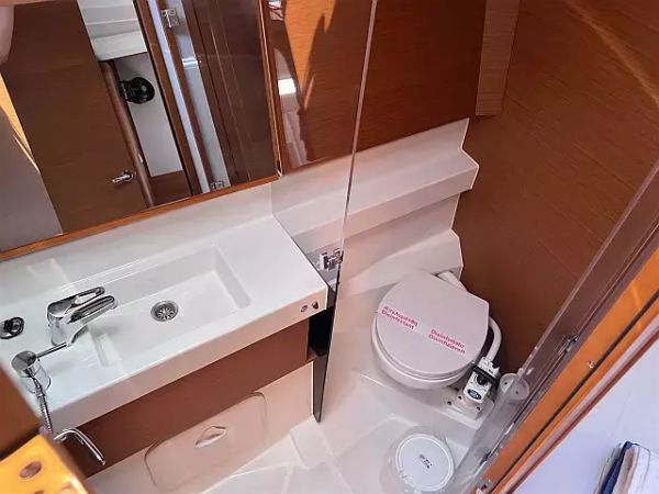 Jeanneau Sun Odyssey 410 | Stilvi