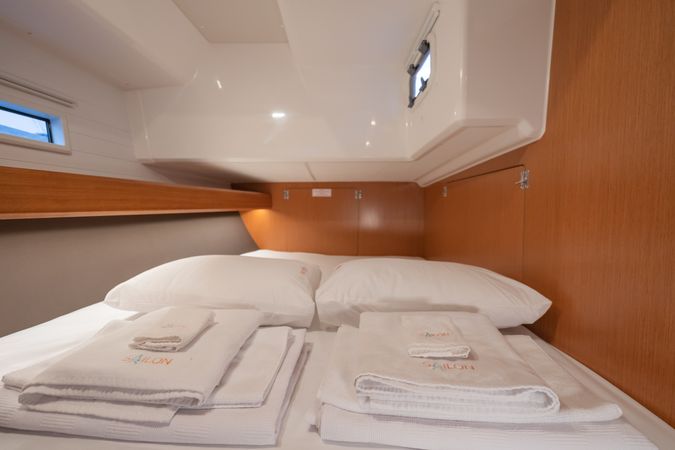 Bavaria Cruiser 46 | Classy