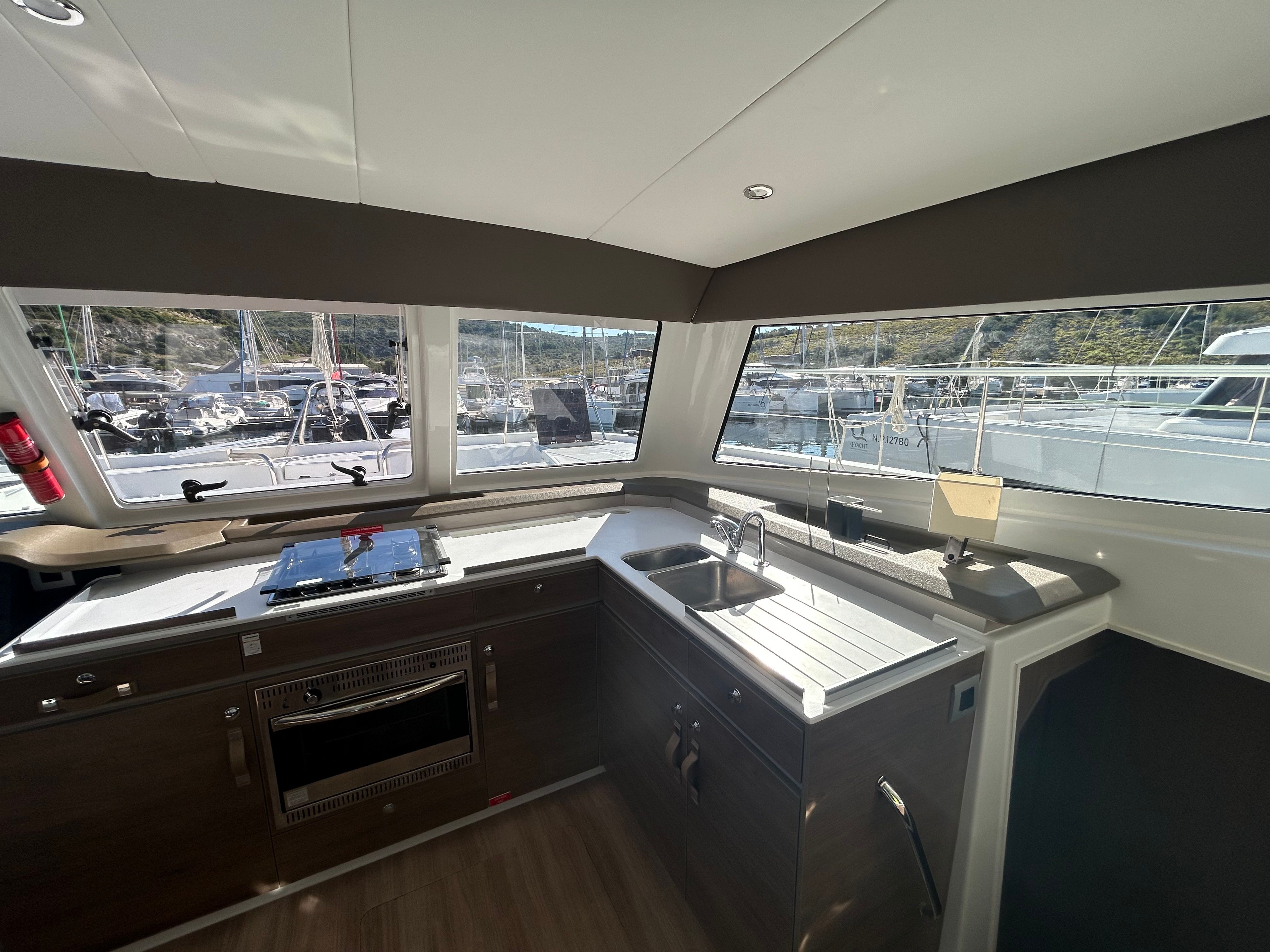 Bali Catspace | Amon Re