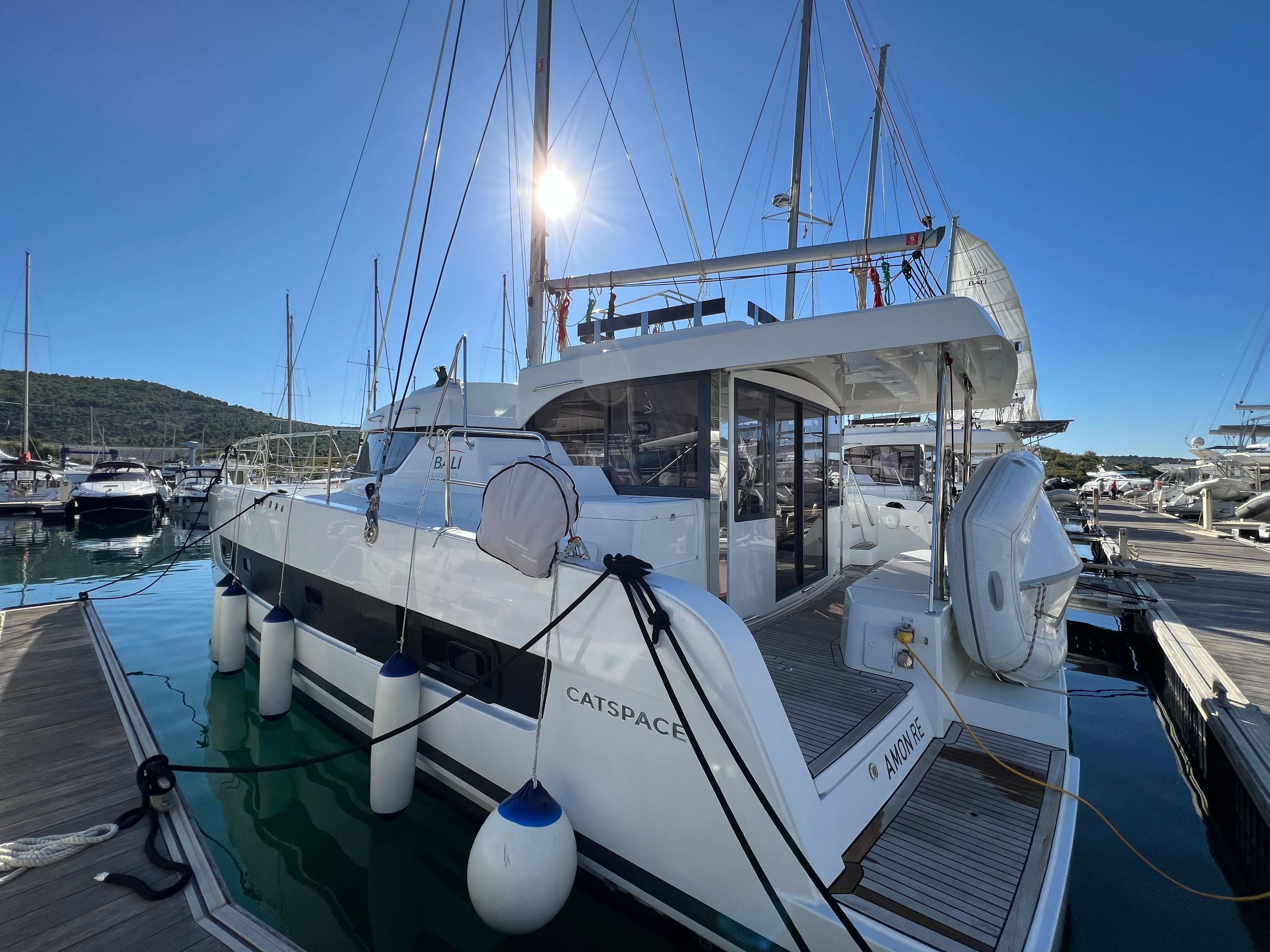 Bali Catspace | Amon Re