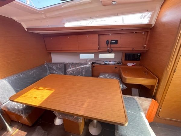 Dufour 390 | Palmarola