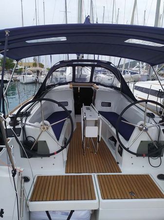 Jeanneau Sun Odyssey 349 | Sweet Elli
