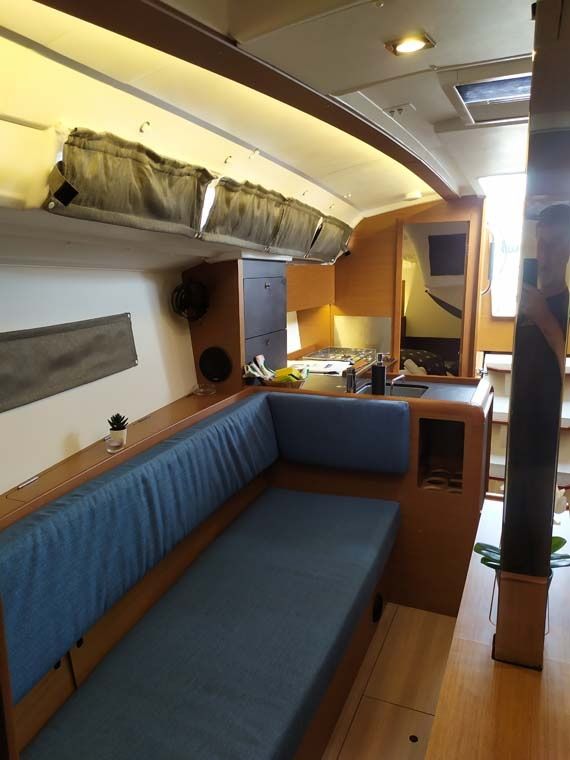 Jeanneau Sun Odyssey 349 | Sweet Elli