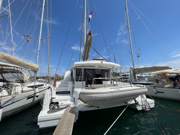 Bali 4.2 | Rum Strummer