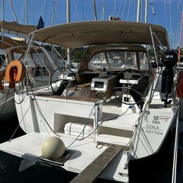 Dufour 390 | Coila