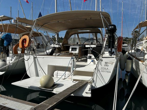 Dufour 390 | Coila