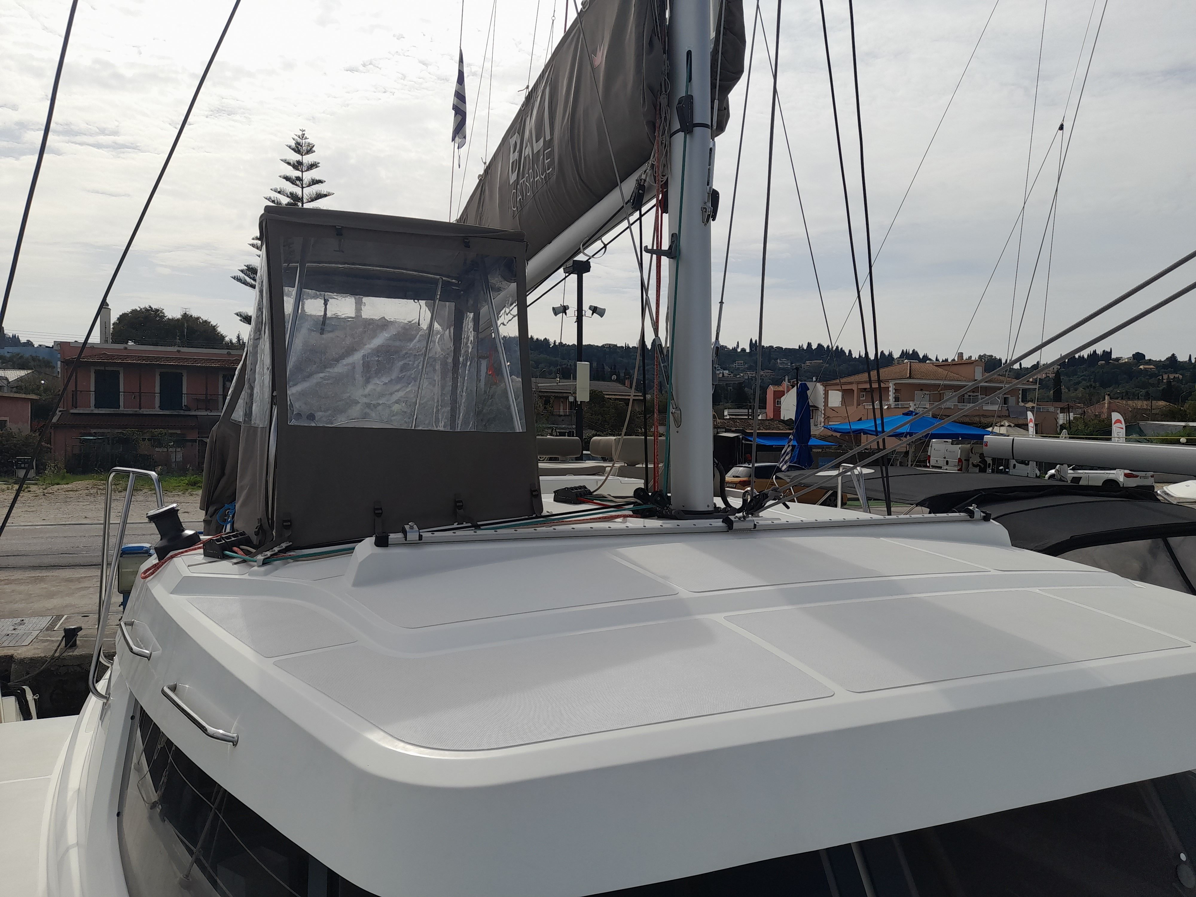 Bali Catspace | Hermes