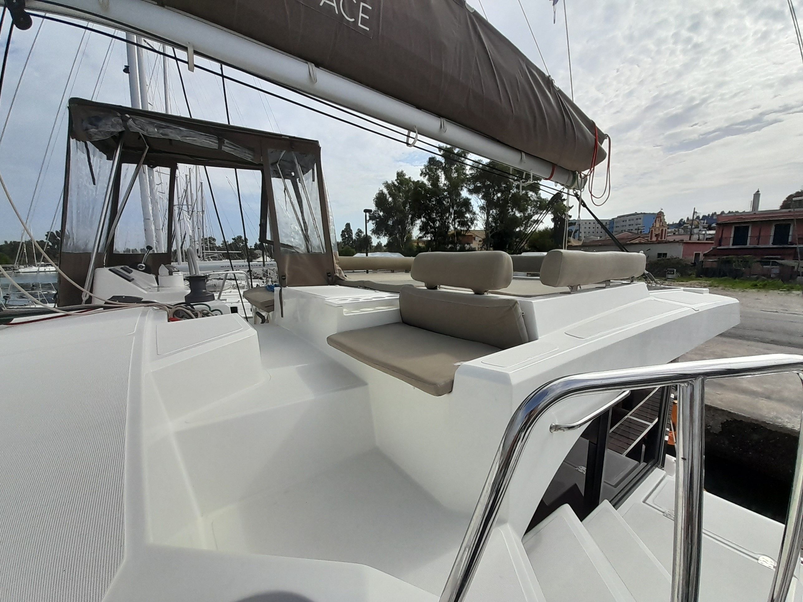 Bali Catspace | Hermes