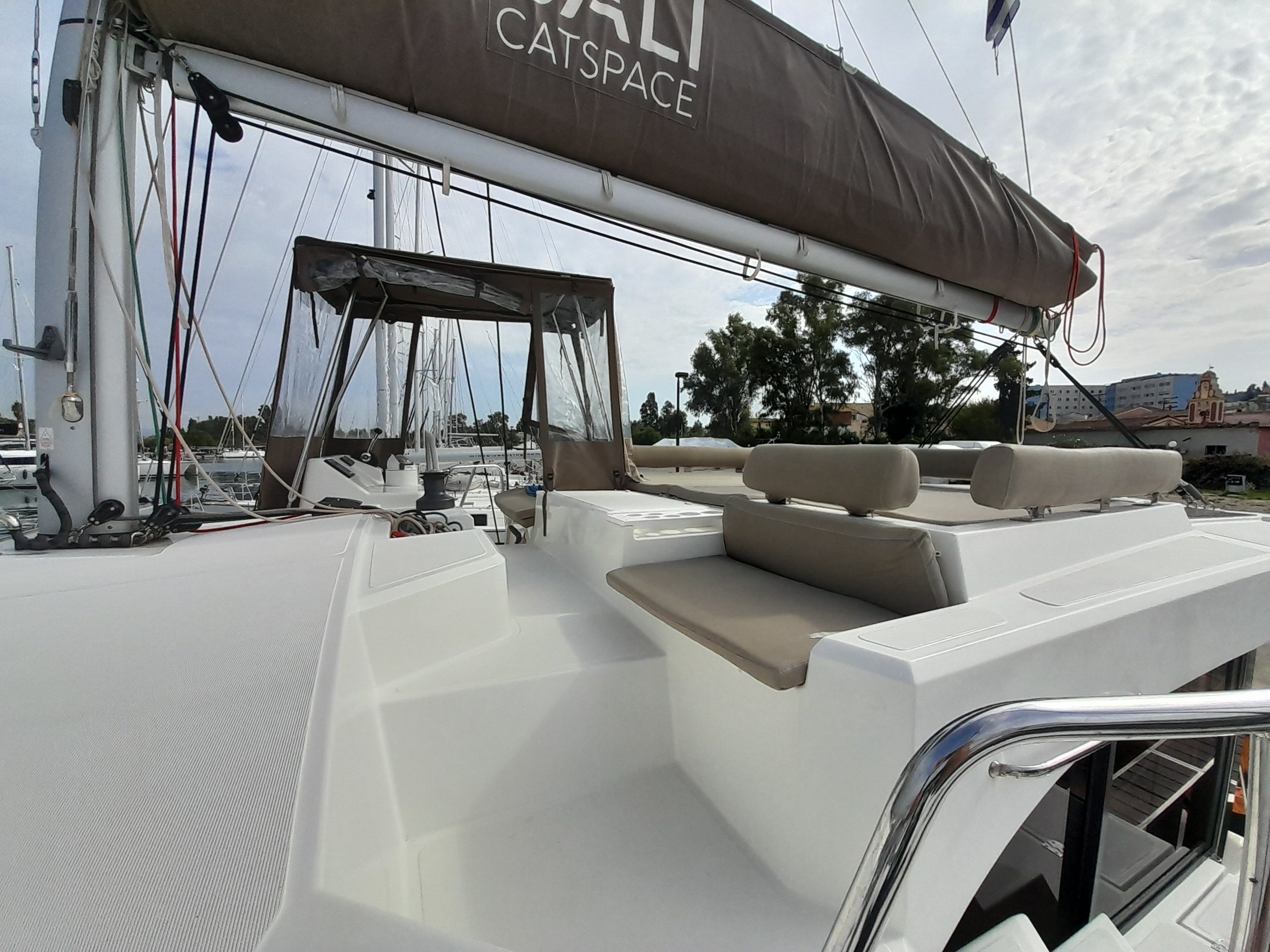 Bali Catspace | Hermes