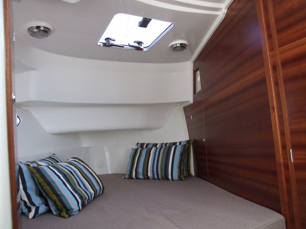 Janmor 700 | Rainbow