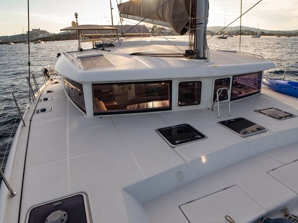 Lagoon 421 | We Dun It - Ibiza