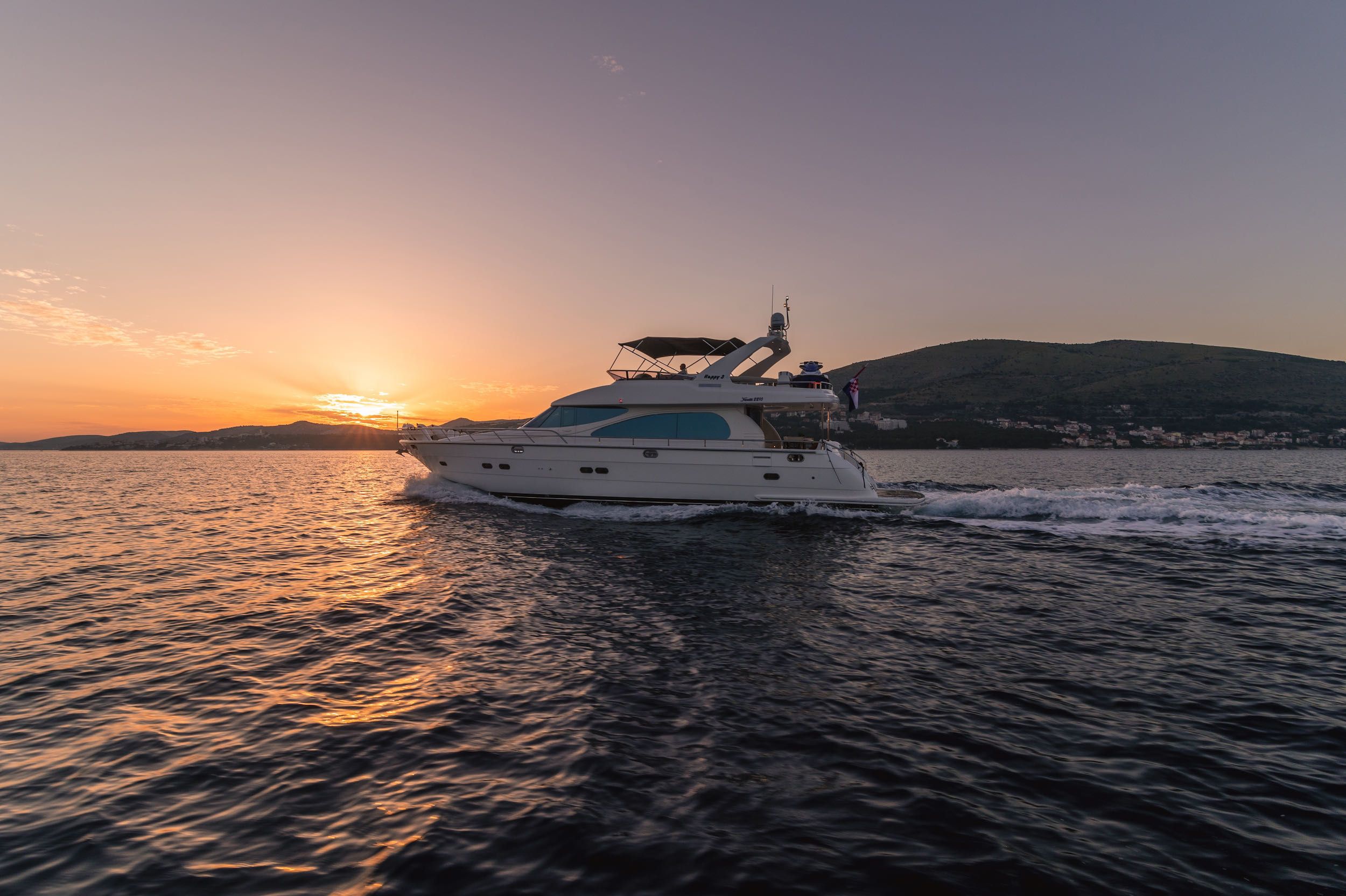 Yaretti 2210 | Happy 3