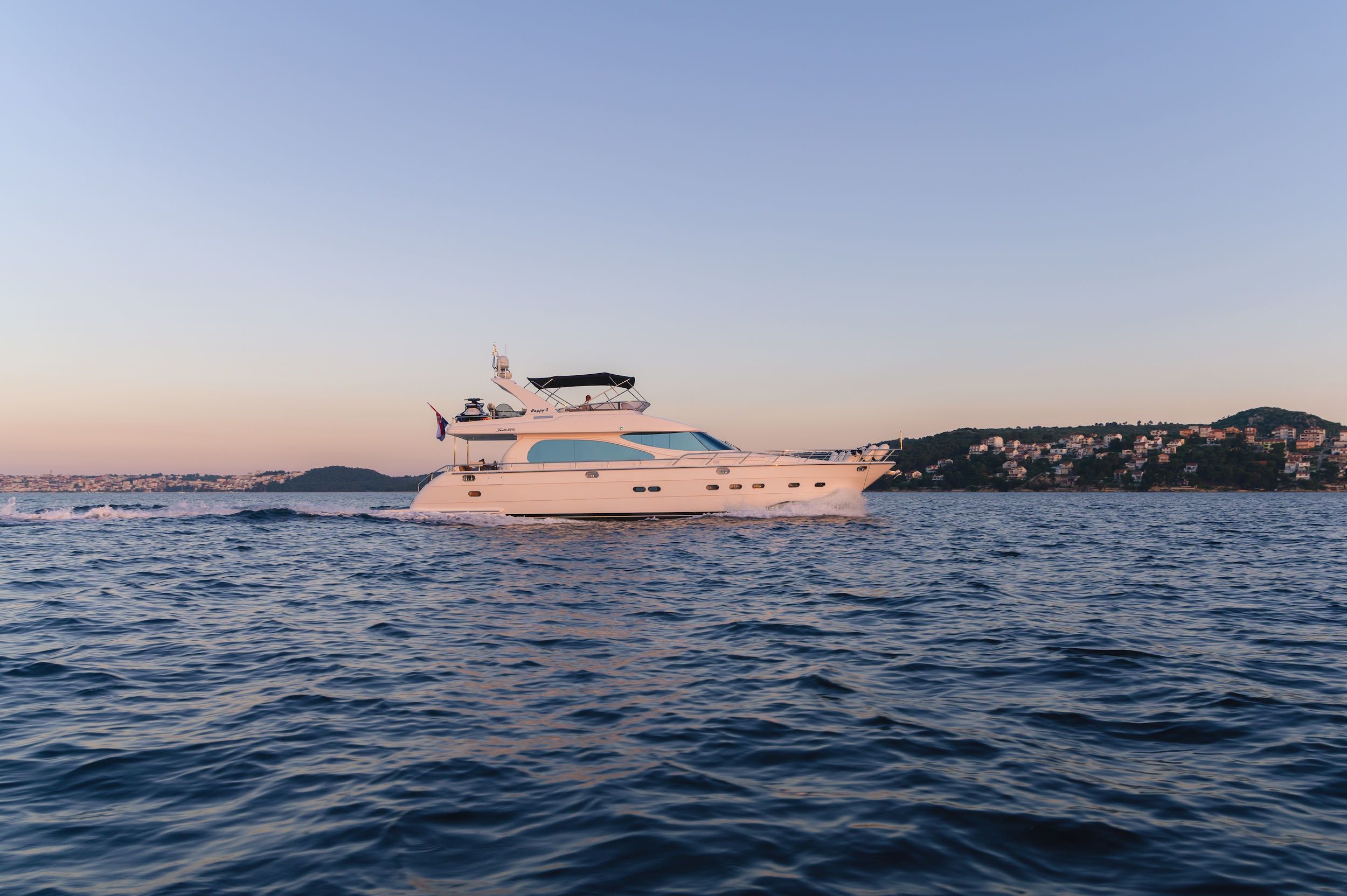 Yaretti 2210 | Happy 3