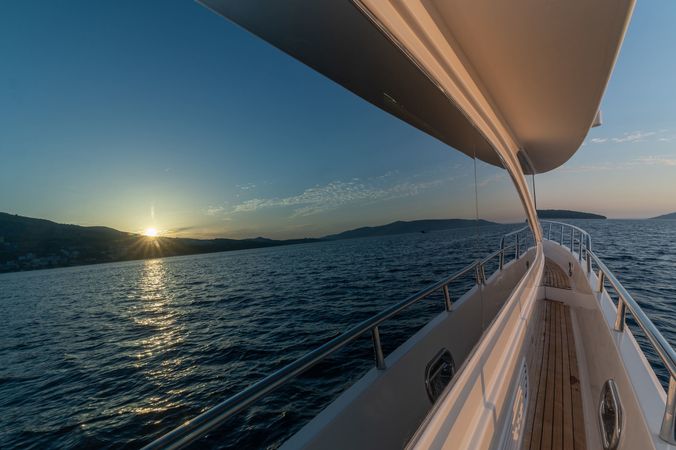 Yaretti 2210 | Happy 3