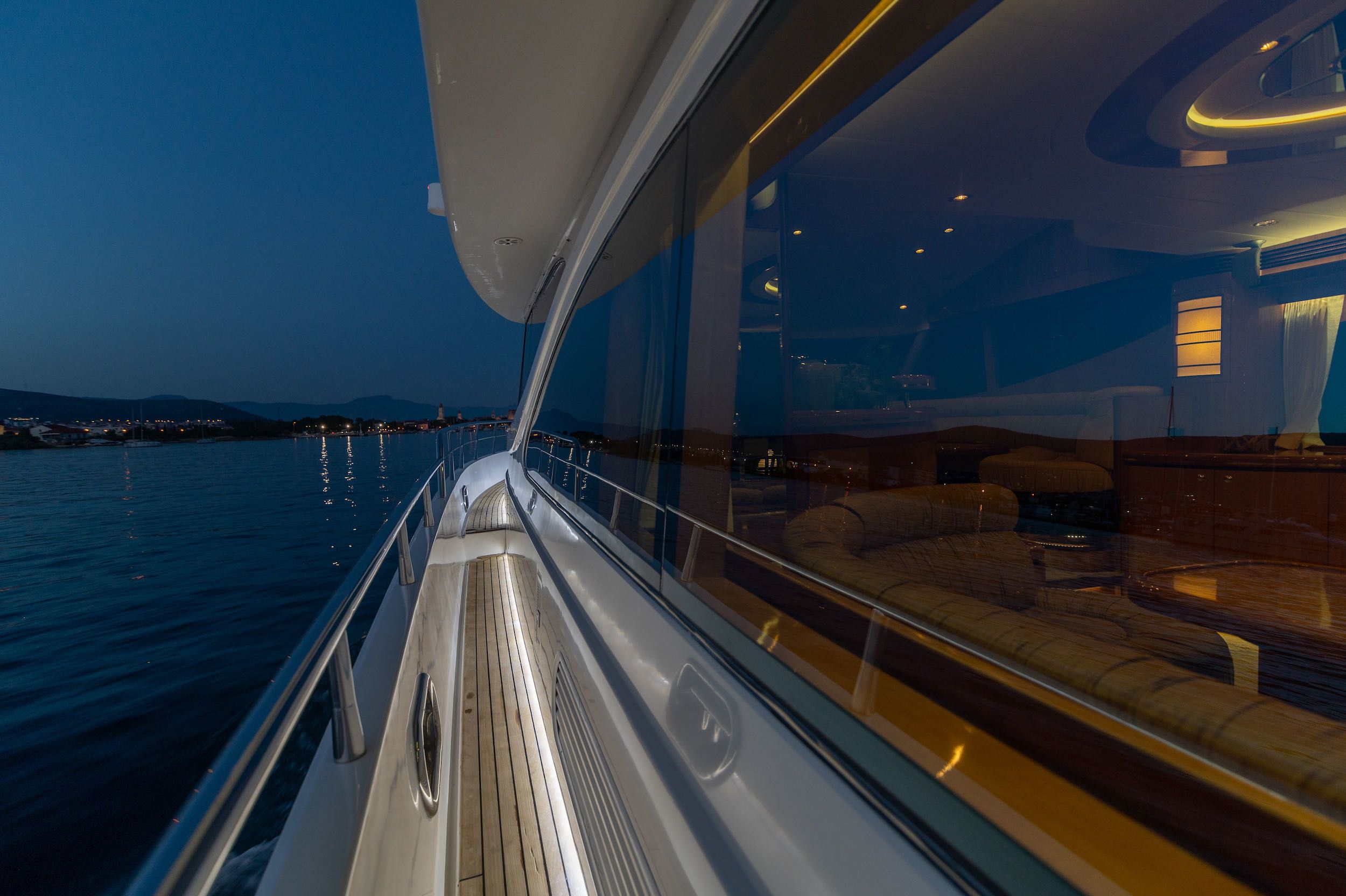 Yaretti 2210 | Happy 3