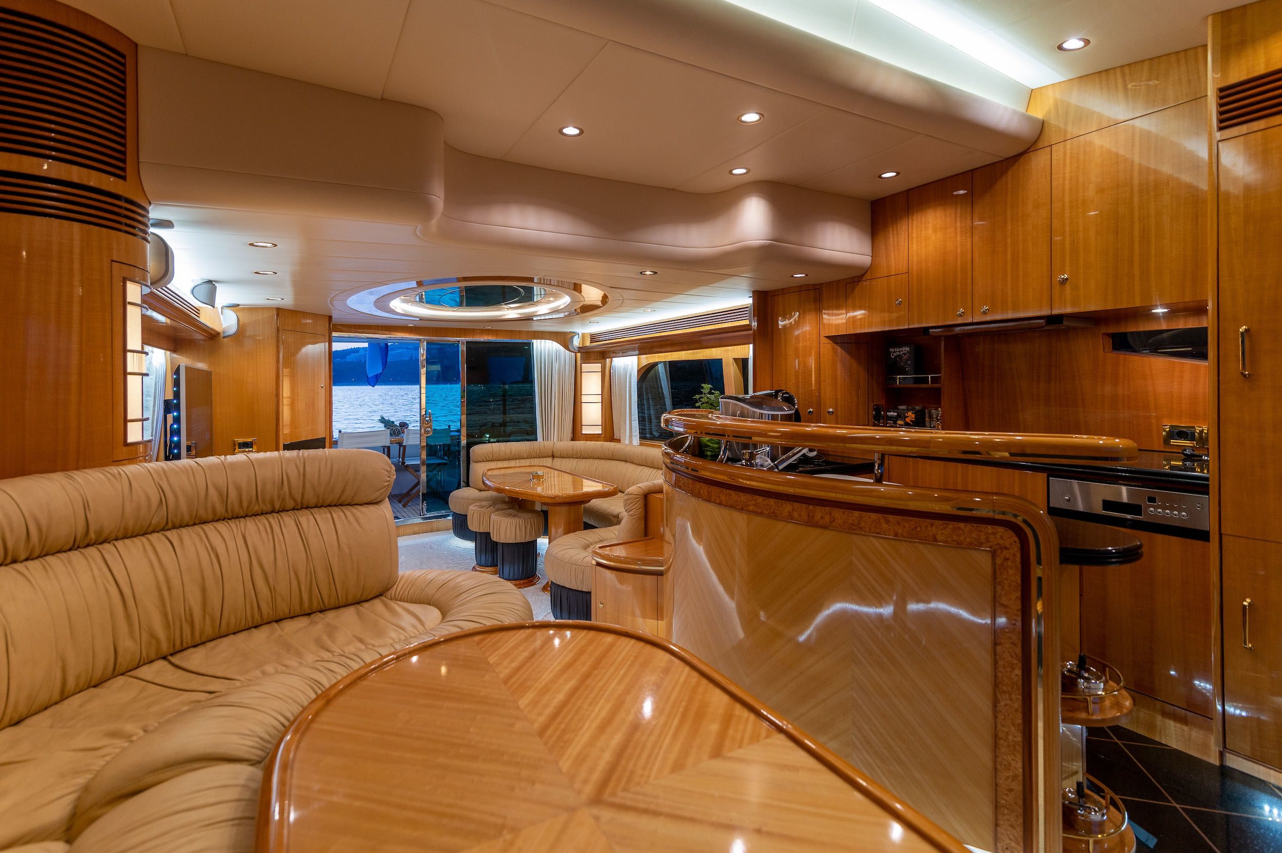 Yaretti 2210 | Happy 3