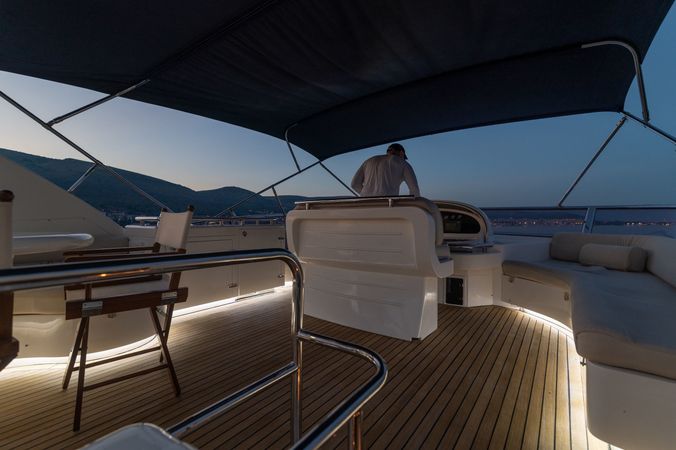 Yaretti 2210 | Happy 3