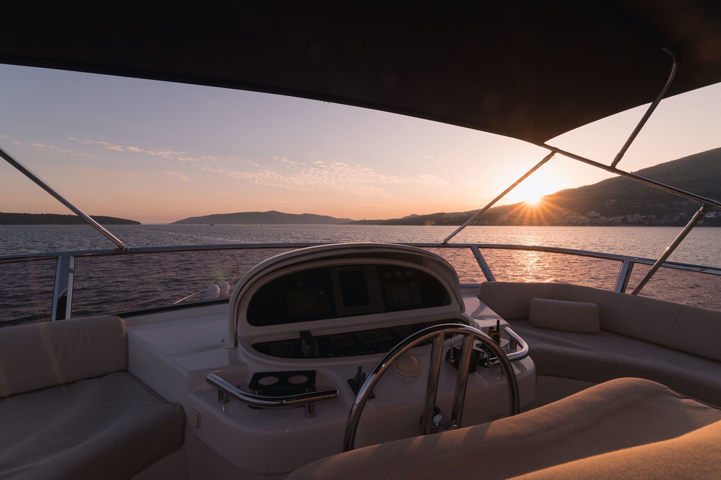 Yaretti 2210 | Happy 3